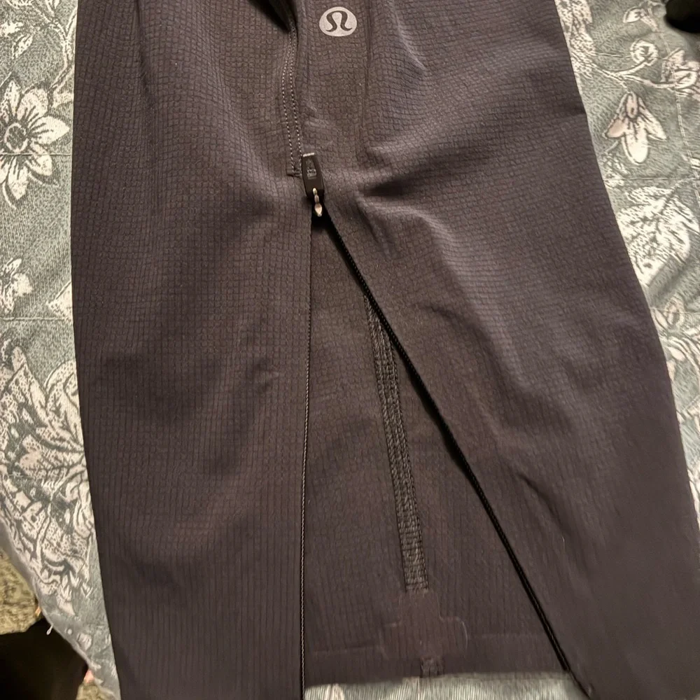 NWT Lululemon Run Crew Graphic HR Track Pant Four Way Stretch High Rise Classic - Picture 4 of 13